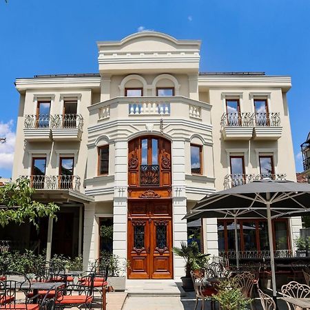 Vila Borgjeze Korce Exterior photo